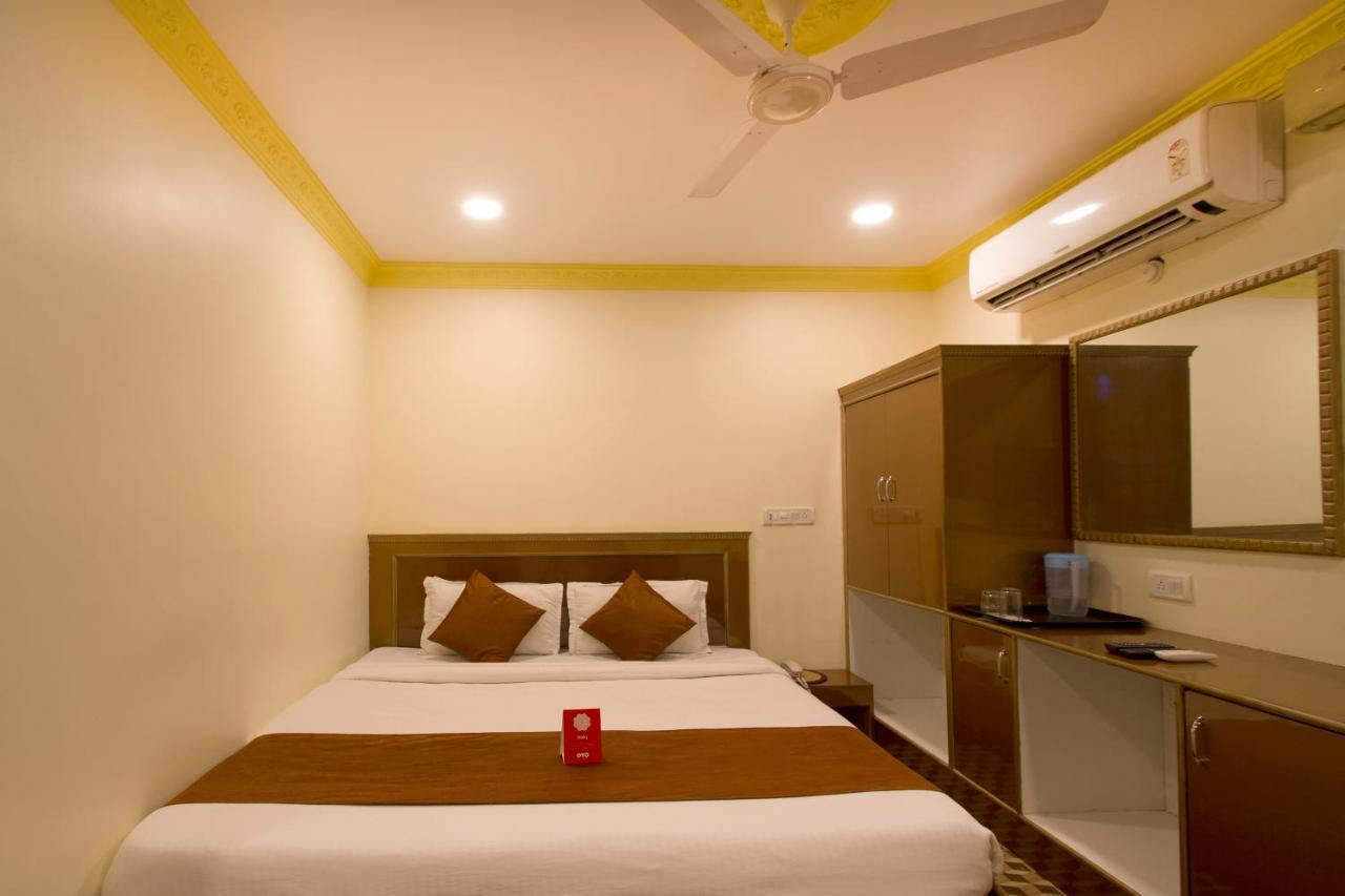 Oyo 795 Saranggi Boutique Hotel Хидерабад Екстериор снимка