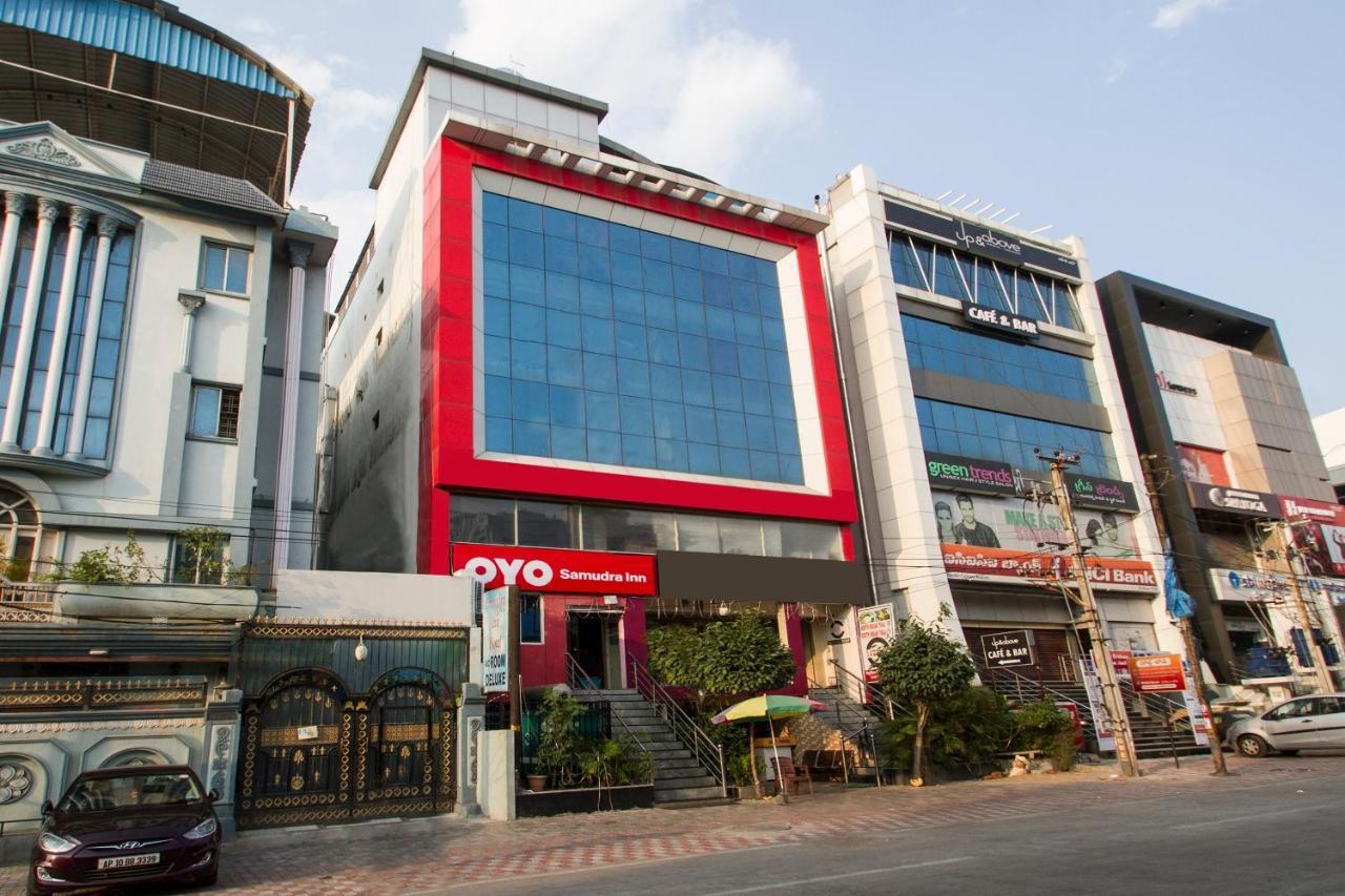 Oyo 795 Saranggi Boutique Hotel Хидерабад Екстериор снимка